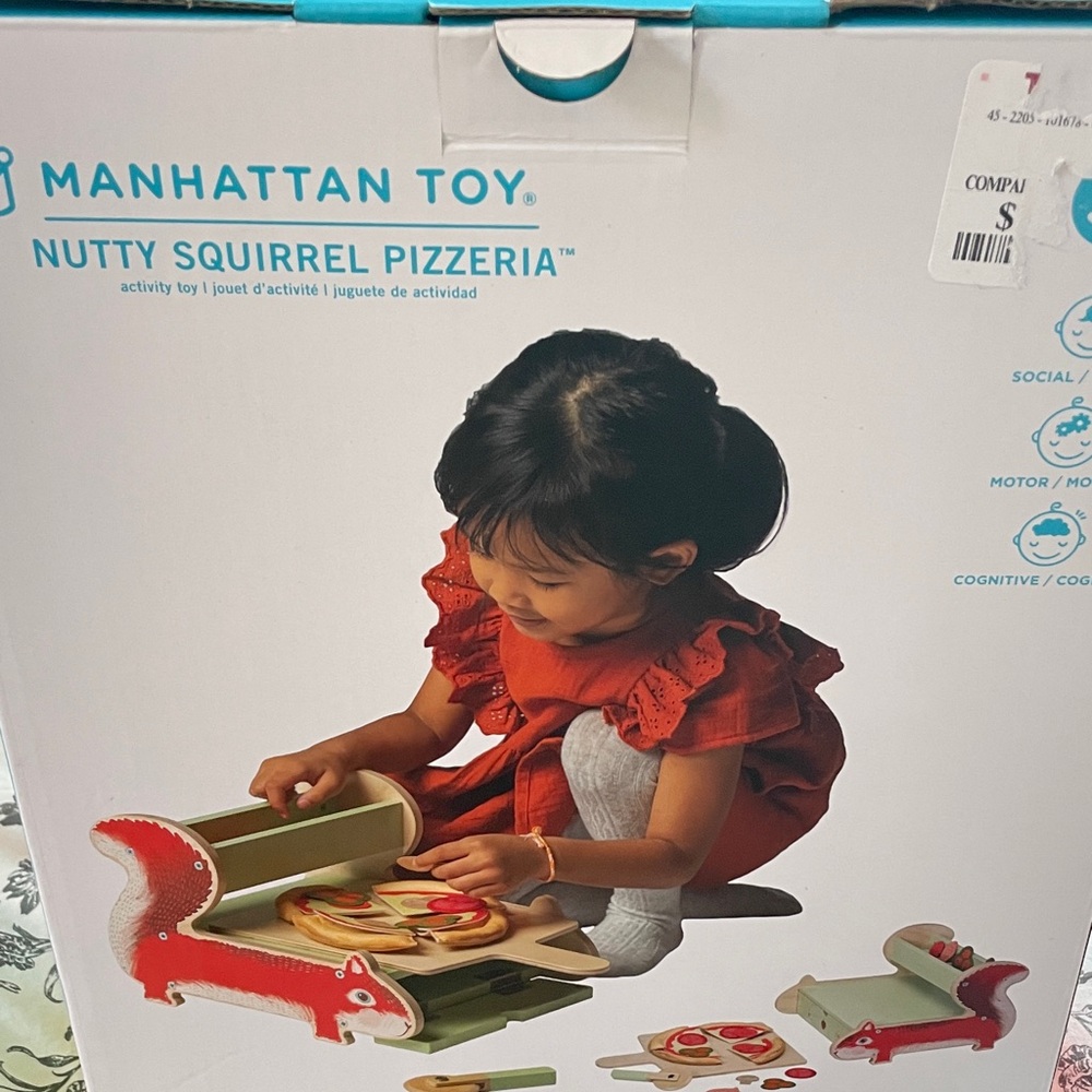 Manhattan Toy Nutty Squirrel Pizzeria Playset - Red and Green